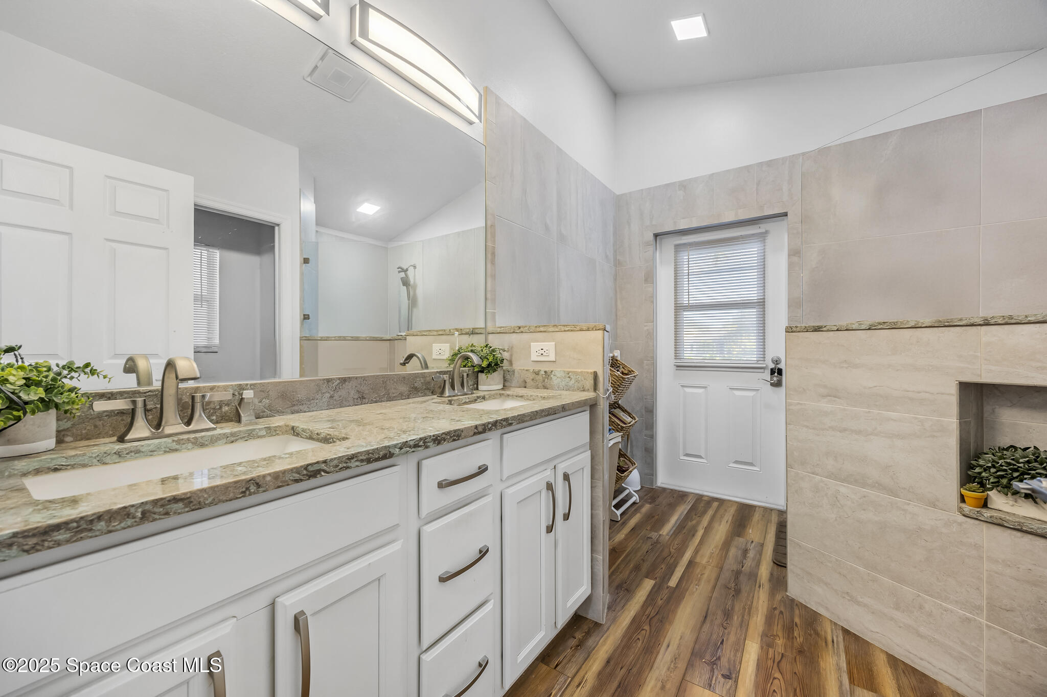 1785 Ficus Point Drive Melbourne, FL 32940 - Photo 23 of 37 1000043218