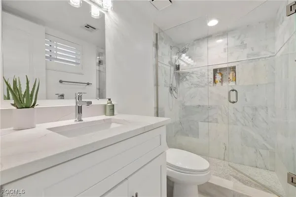 $6,500 | 503 Broad Avenue South, Unit 503, Naples, FL 34102