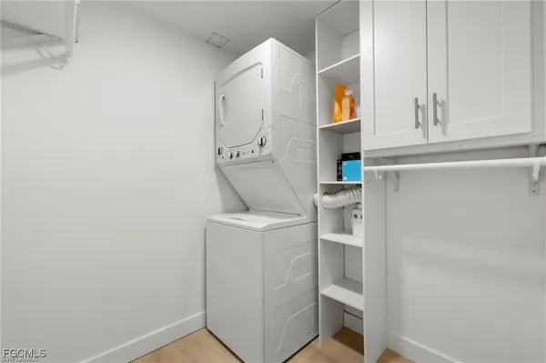 $6,500 | 503 Broad Avenue South, Unit 503, Naples, FL 34102