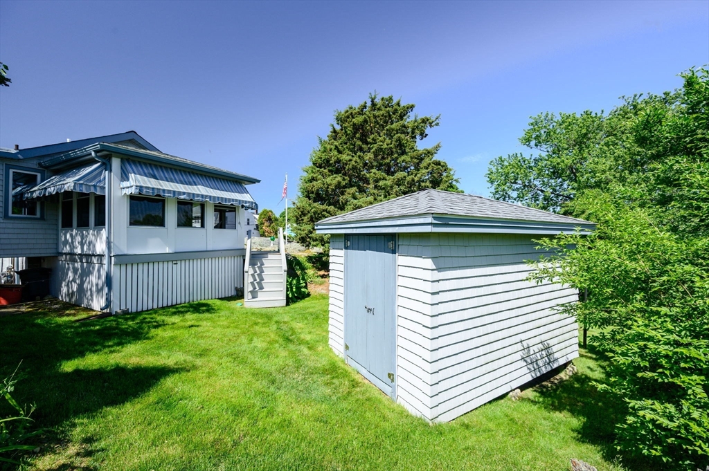 22 Wyola Road Hull, MA 02045 - Photo 7 of 34