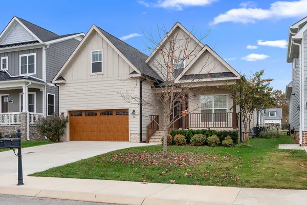 $619,900 | 70 Lake Life Court, Winchester, TN 37398