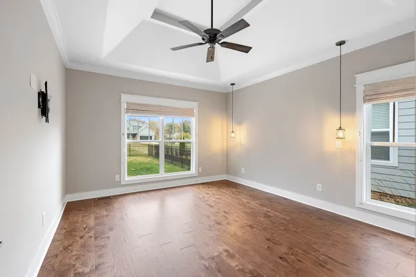 $619,900 | 70 Lake Life Court, Winchester, TN 37398