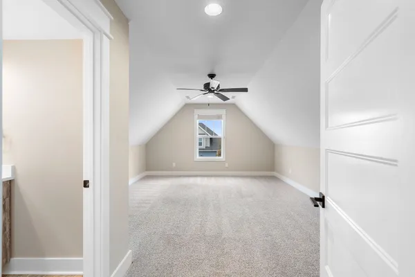 $619,900 | 70 Lake Life Court, Winchester, TN 37398