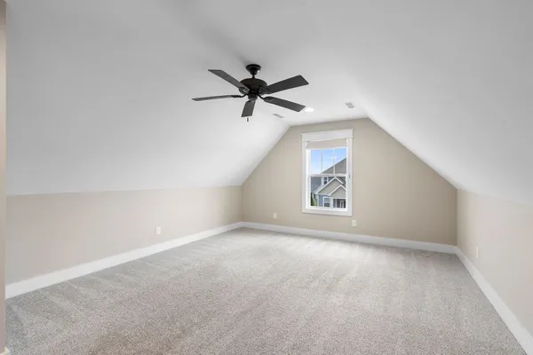 $619,900 | 70 Lake Life Court, Winchester, TN 37398