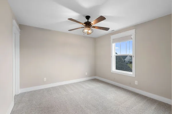 $619,900 | 70 Lake Life Court, Winchester, TN 37398