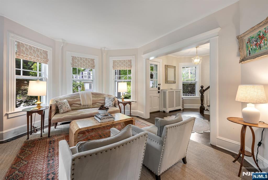 123 Liberty Street Ridgewood, NJ 07450 - Photo 11 of 44