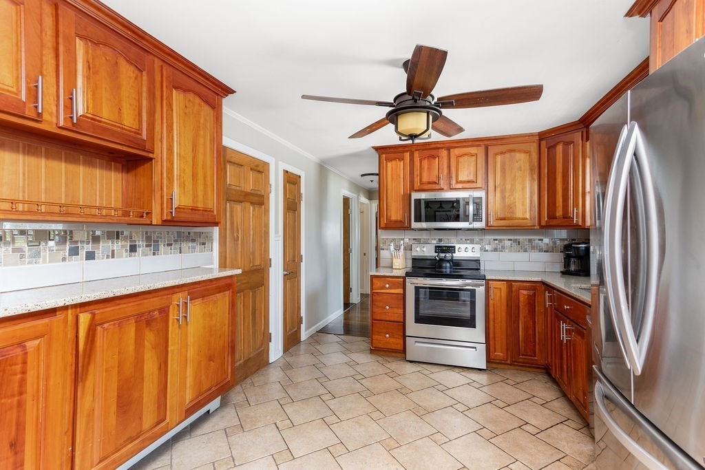 24 Michigan Road Worcester, MA 01606 - Photo 12 of 28 Gallery Image 12