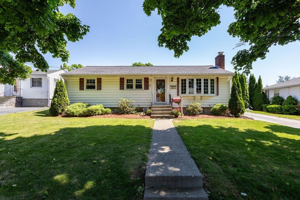 24 Michigan Road Worcester, MA 01606 - Photo 2 of 28 Gallery Image 2