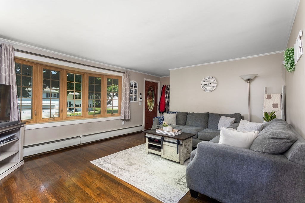 24 Michigan Road Worcester, MA 01606 - Photo 7 of 28 Gallery Image 7