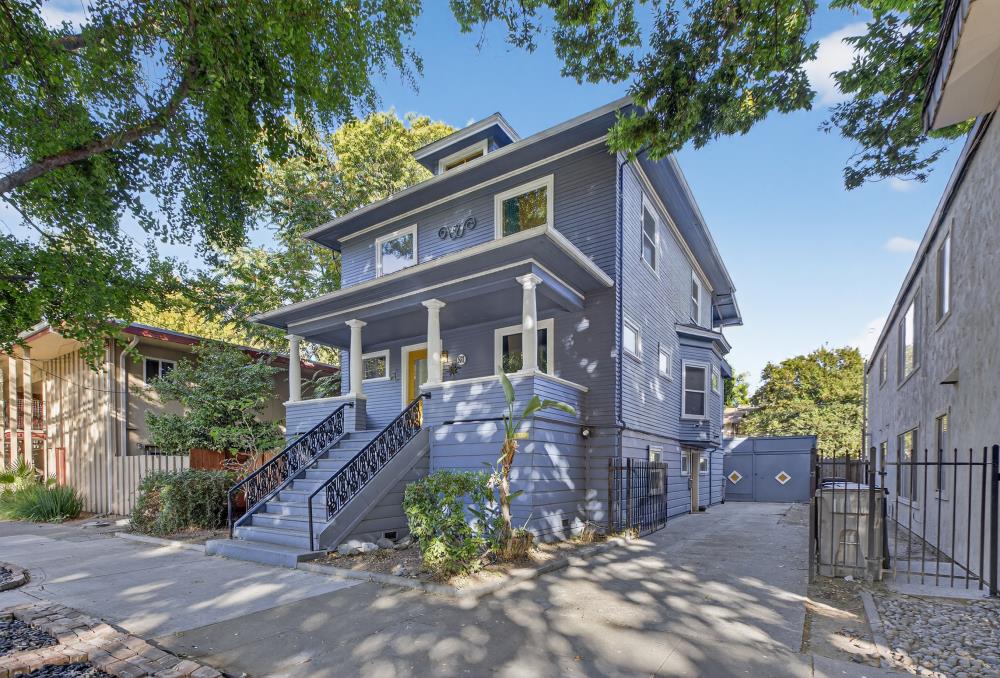 811 18th Street Sacramento, CA 95811 - Photo 3 of 71