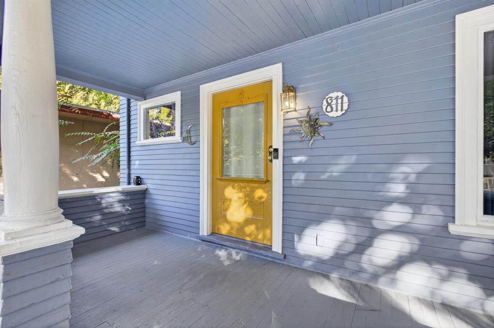 811 18th Street Sacramento, CA 95811 - Photo 4 of 71 a view of front door and porch
