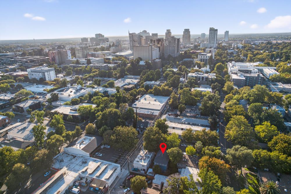 811 18th Street Sacramento, CA 95811 - Photo 63 of 71 a view of a city with tall buildings