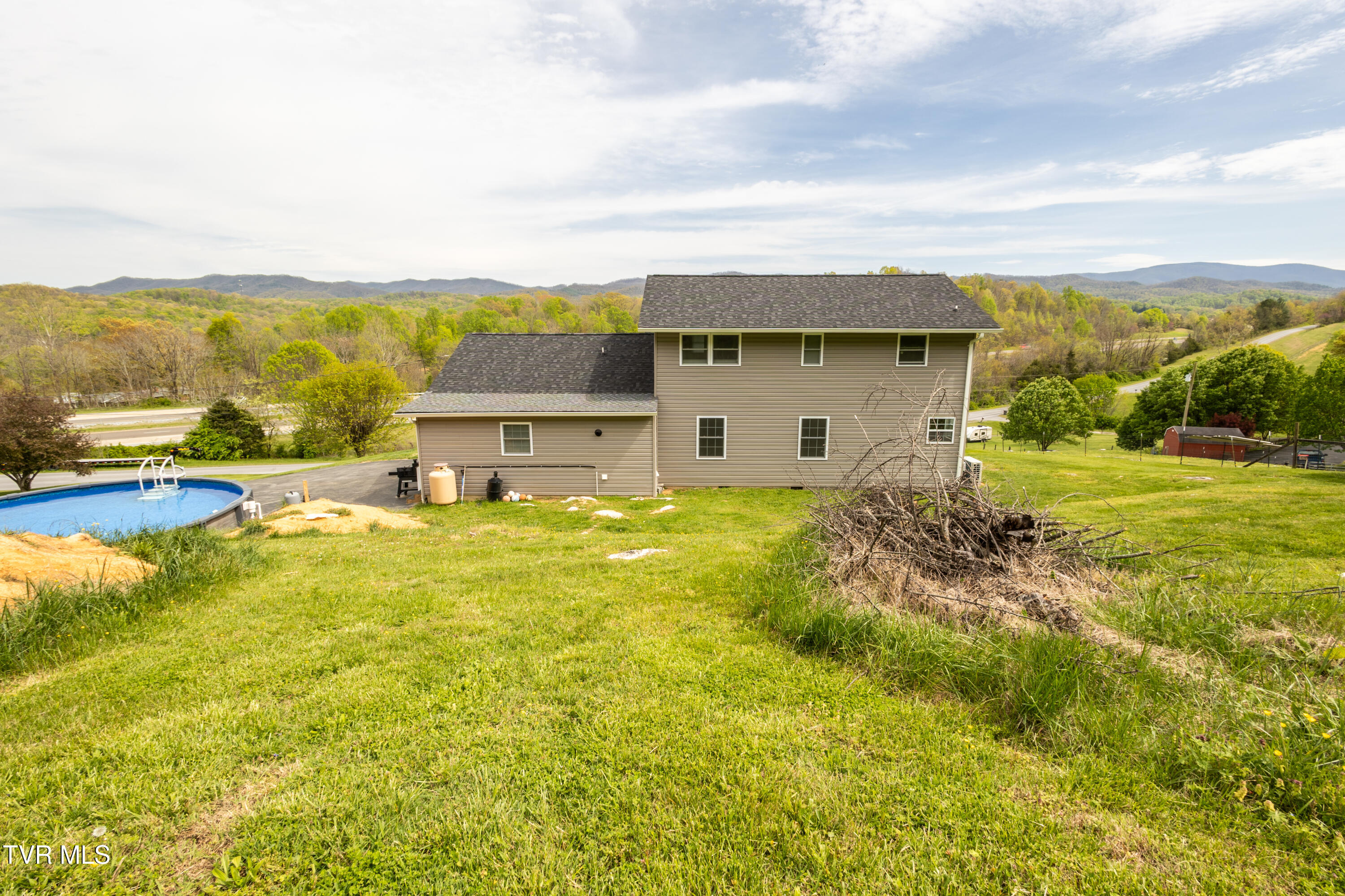 156 Bill Garland Road Johnson City, TN 37604 - Photo 23 of 28 IMG_1145-HDR