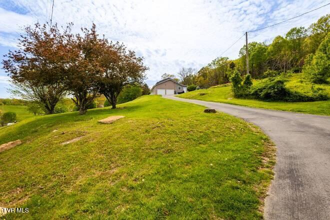 156 Bill Garland Road Johnson City, TN 37604 - Photo 26 of 28 1105