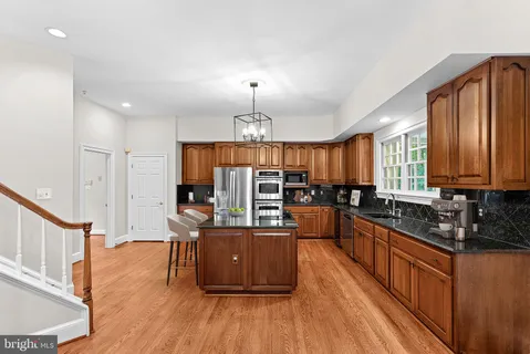 $2,550,000 | 190 Falcon Ridge Road, Great Falls, VA 22066