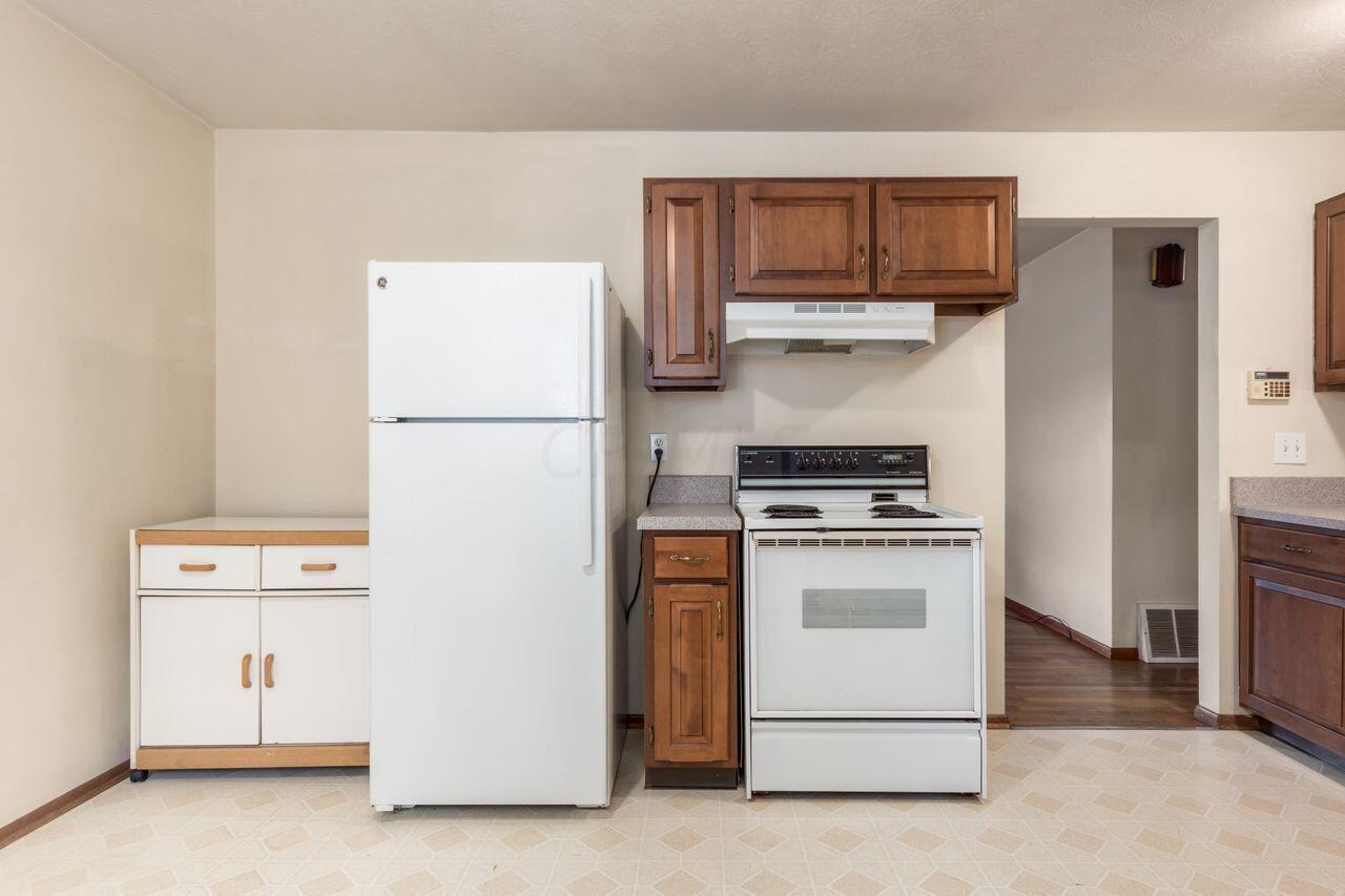3434 Dempsey Road Westerville, OH 43081 - Photo 12 of 46 kitchen