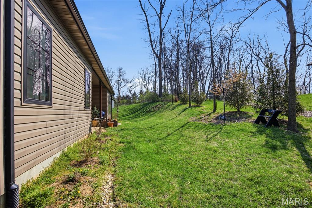135 Independence Drive Highland, IL 62249 - Photo 9 of 11
