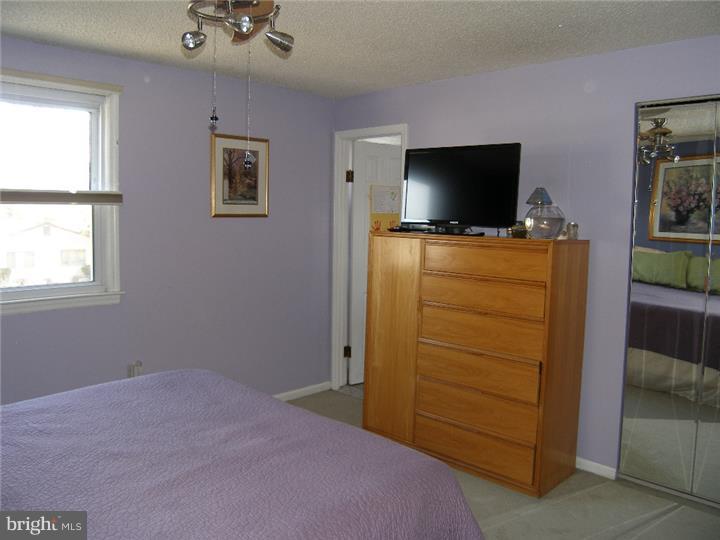 2 Hamilton Drive Clementon, NJ 08021 - Photo 15 of 21 Master Bedroom