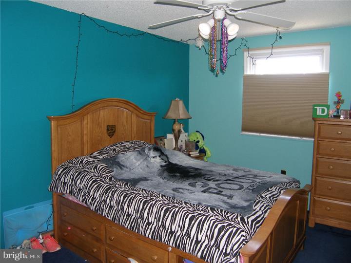 2 Hamilton Drive Clementon, NJ 08021 - Photo 18 of 21 Bedroom 3
