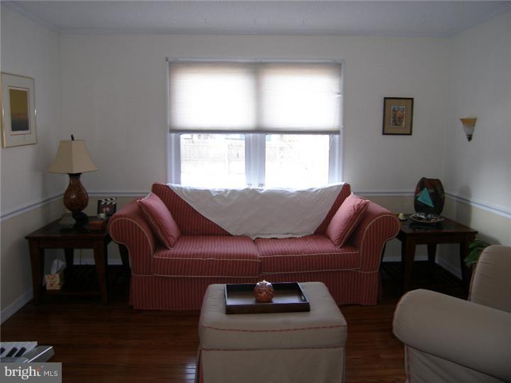 2 Hamilton Drive Clementon, NJ 08021 - Photo 9 of 21 Dining Room