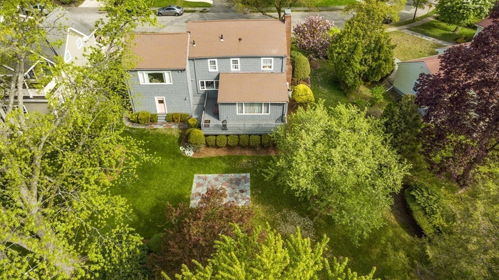 121 Oliver Road Belmont, MA 02478 - Photo 6 of 10