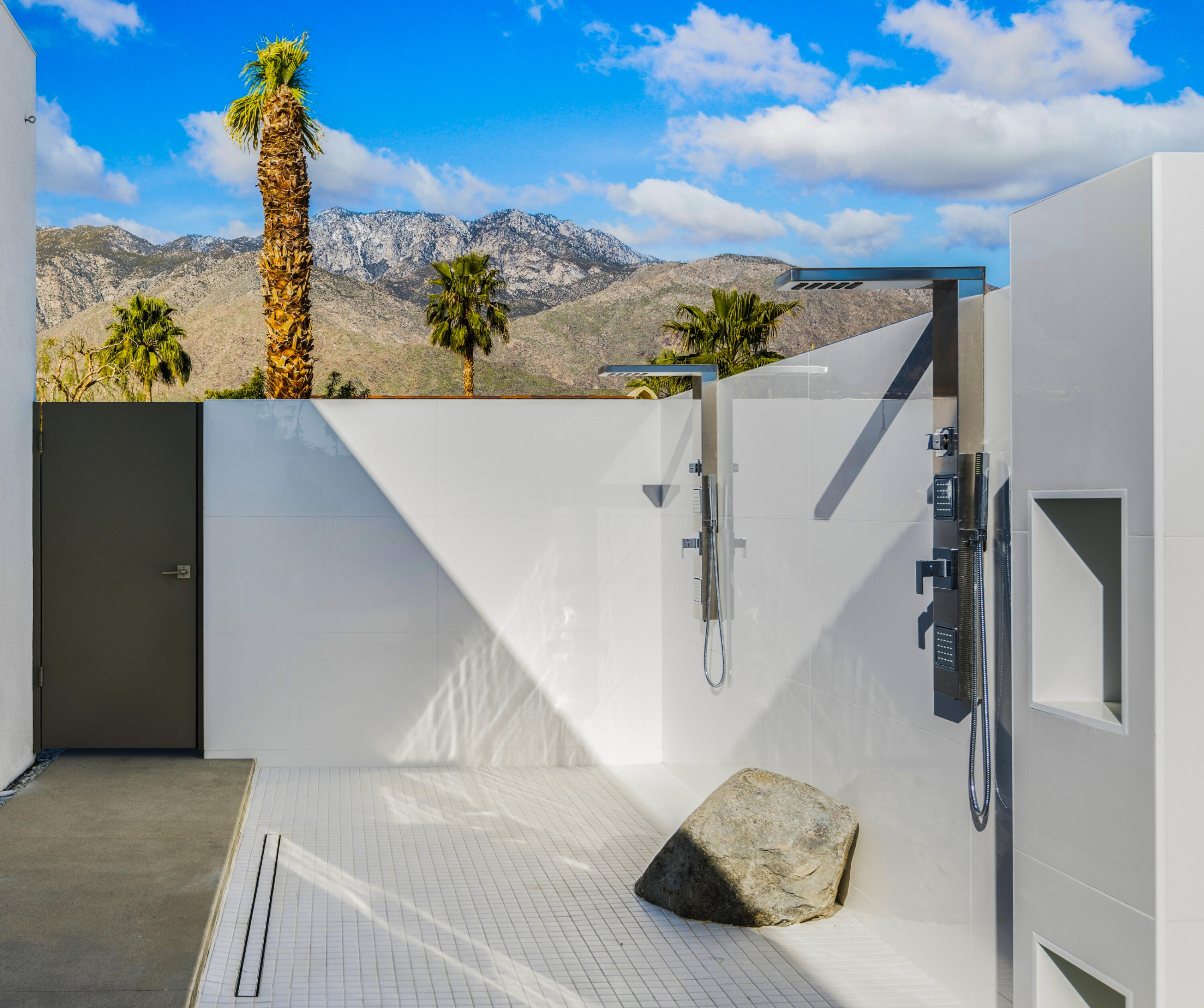 2696 Anza Trail Palm Springs, CA 92264 - Photo 42 of 99 42