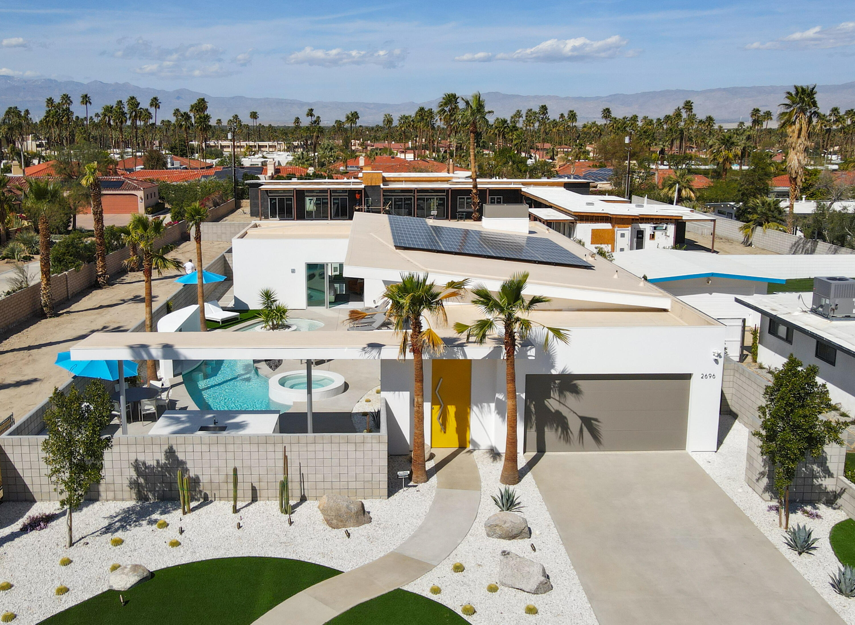 2696 Anza Trail Palm Springs, CA 92264 - Photo 58 of 99 60