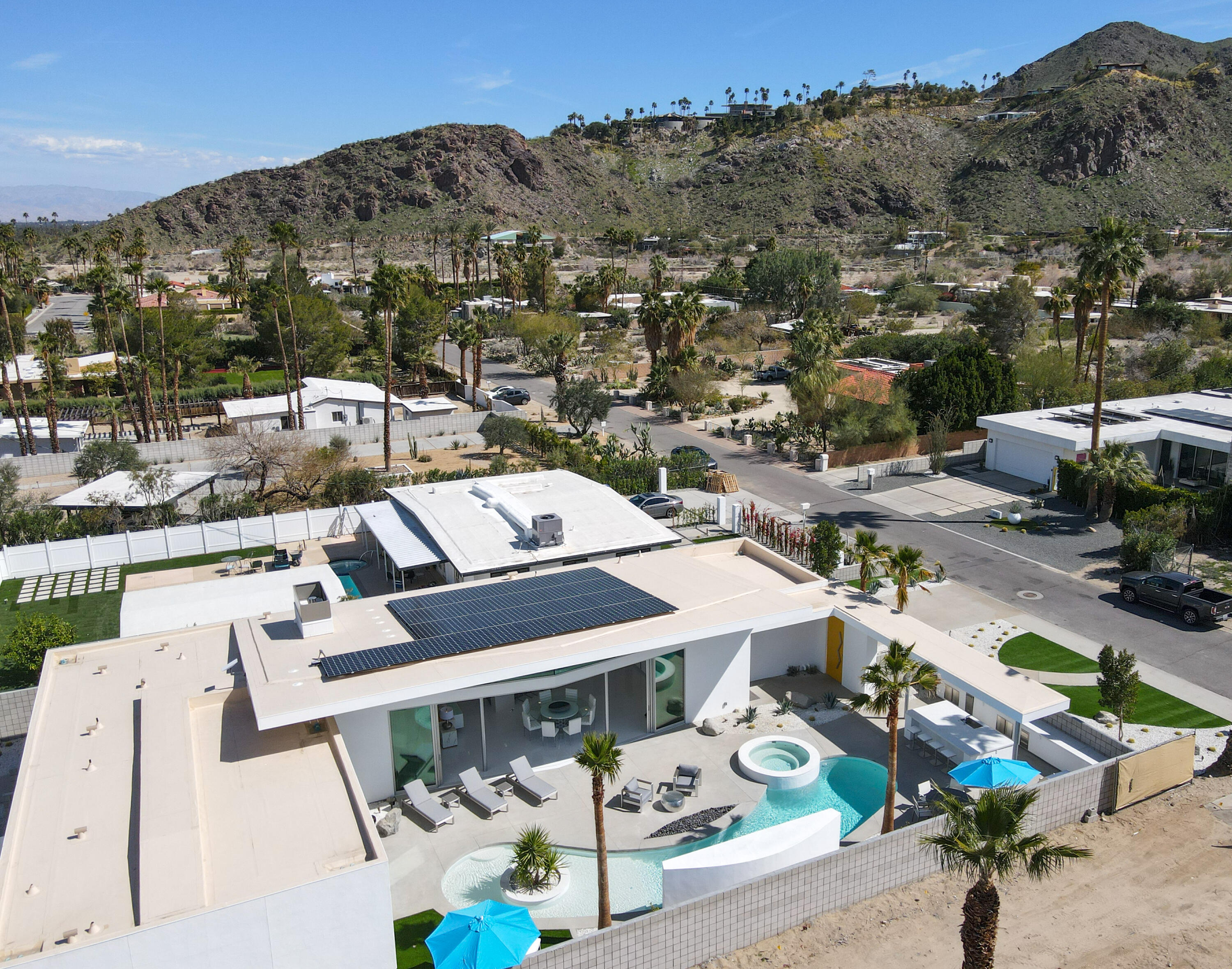 2696 Anza Trail Palm Springs, CA 92264 - Photo 62 of 99 59