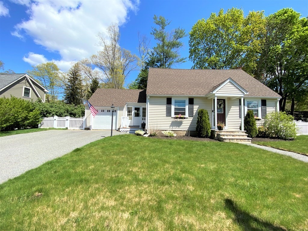 117 Shawsheen Road Andover, MA 01810 - Photo 1 of 3 Gallery Image 1
