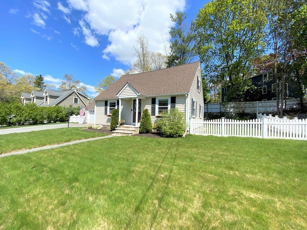 117 Shawsheen Road Andover, MA 01810 - Photo 3 of 3 Gallery Image 3