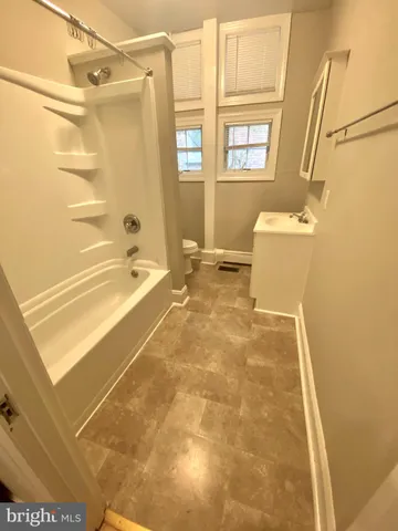 $1,595 | 1509 Delaware Avenue, Unit 1, Wilmington, DE 19806