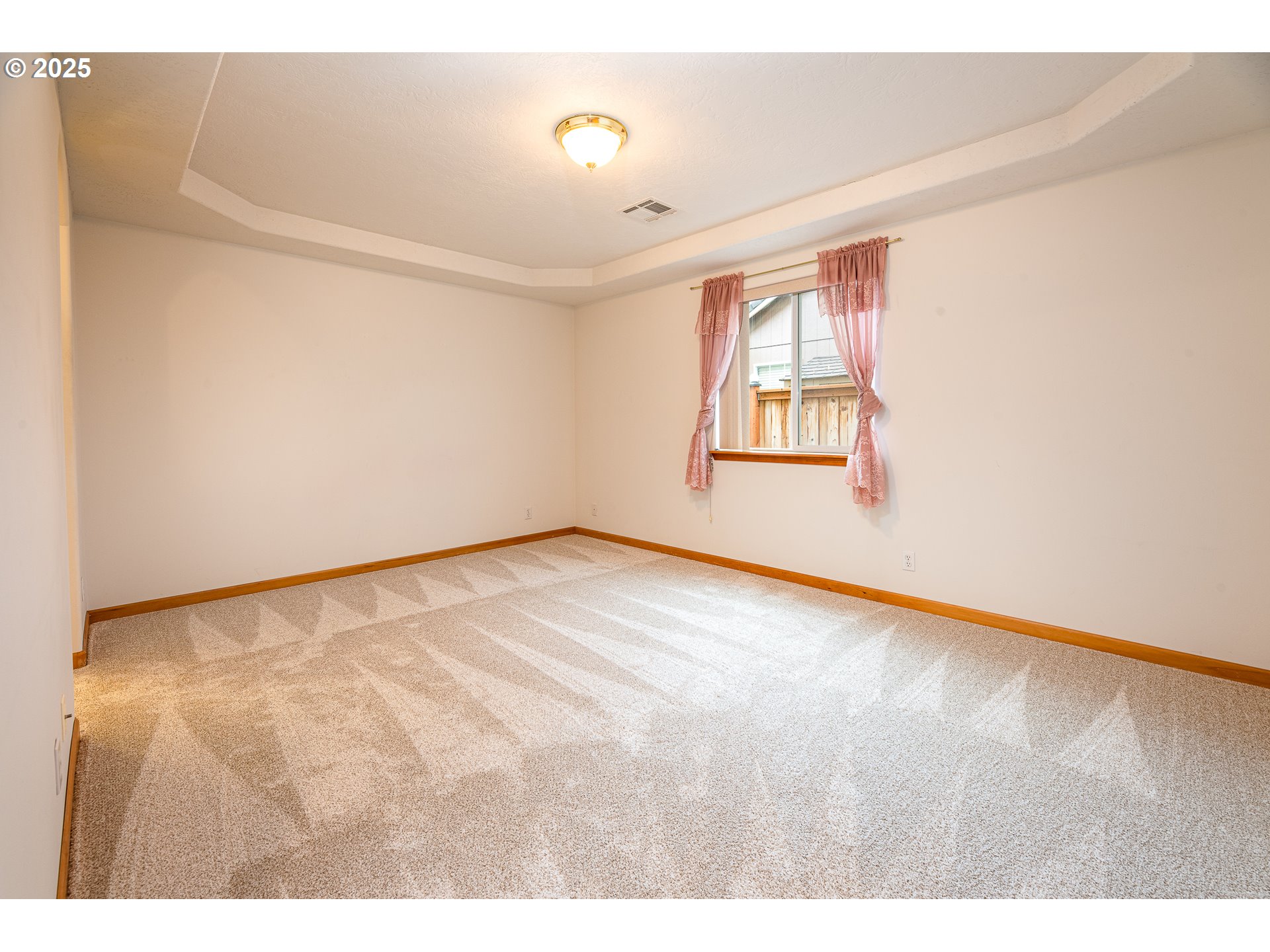 6565 Aaron Lane Springfield, OR 97478 - Photo 24 of 48 a view of an empty room with a window