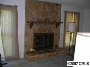 7916 Robin Crest Road Charlotte, NC 28226 - Photo 4 of 8 Gallery Image 4