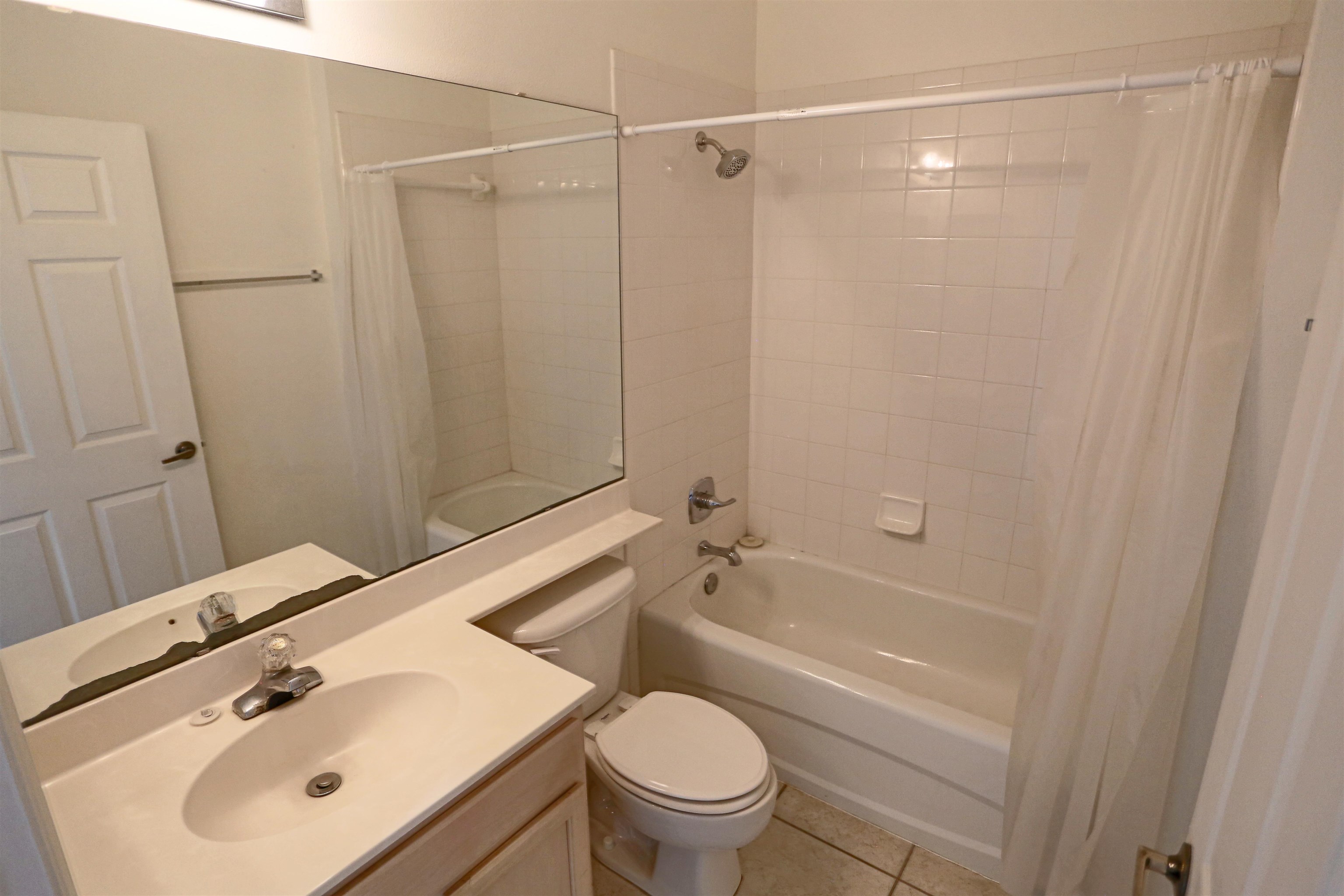 1603 Prestwick Place St. Augustine, FL 32086 - Photo 33 of 44 a bathroom with a sink a toilet and shower