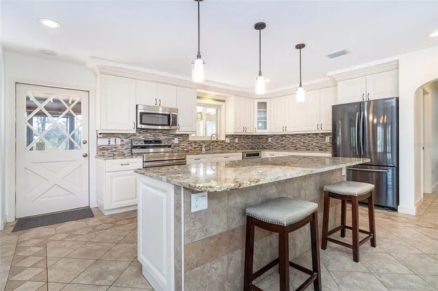 $1,500,000 | 222 Highpoint Drive, Venice, FL 34292