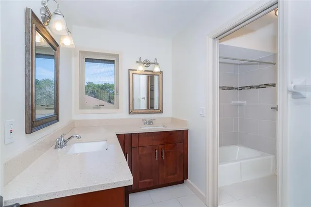 $1,500,000 | 222 Highpoint Drive, Venice, FL 34292