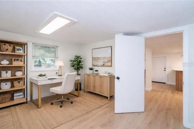 $1,500,000 | 222 Highpoint Drive, Venice, FL 34292