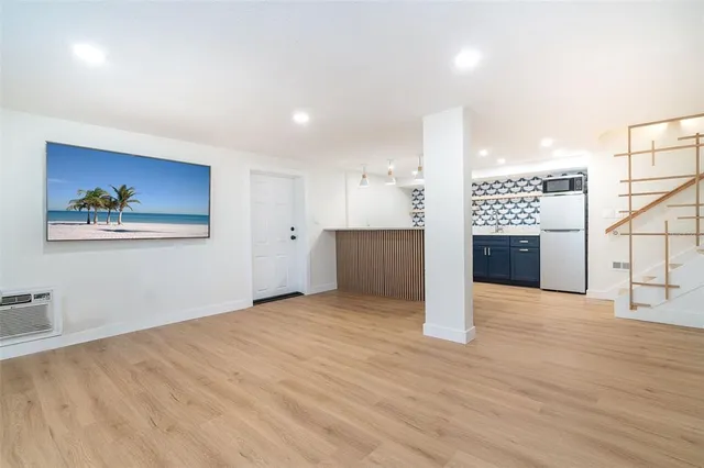 $1,500,000 | 222 Highpoint Drive, Venice, FL 34292