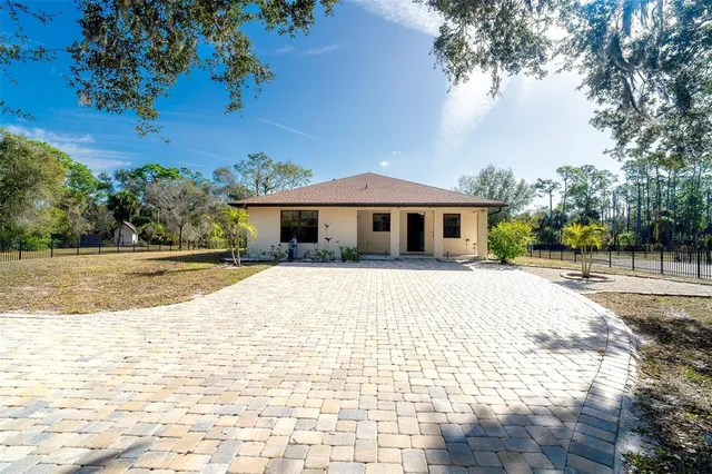 $1,500,000 | 222 Highpoint Drive, Venice, FL 34292