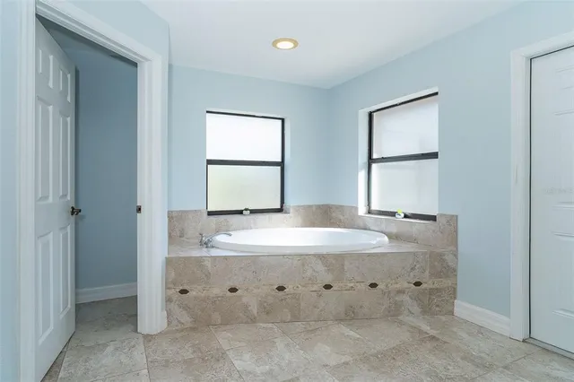 $1,500,000 | 222 Highpoint Drive, Venice, FL 34292