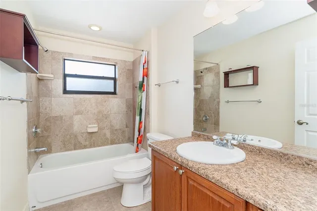 $1,500,000 | 222 Highpoint Drive, Venice, FL 34292