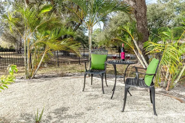 $1,500,000 | 222 Highpoint Drive, Venice, FL 34292