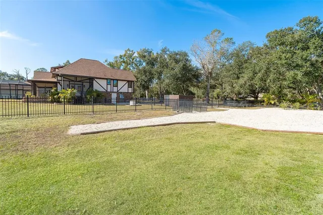 $1,500,000 | 222 Highpoint Drive, Venice, FL 34292