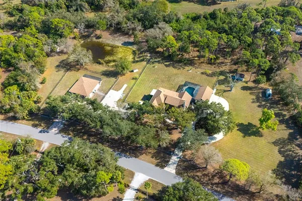 $1,500,000 | 222 Highpoint Drive, Venice, FL 34292
