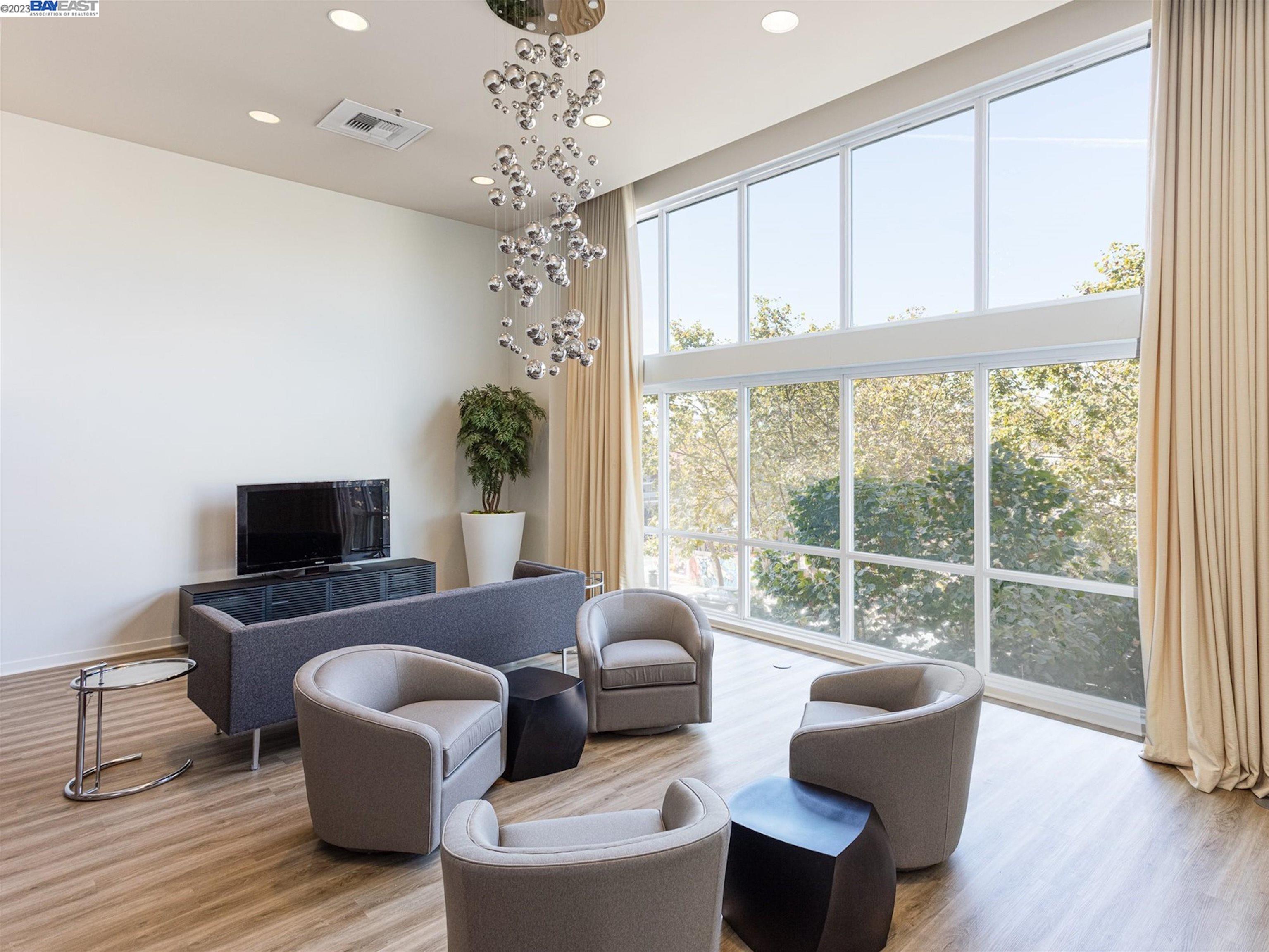 222 Broadway, Unit 1106 Oakland, CA 94607 - Photo 24 of 26