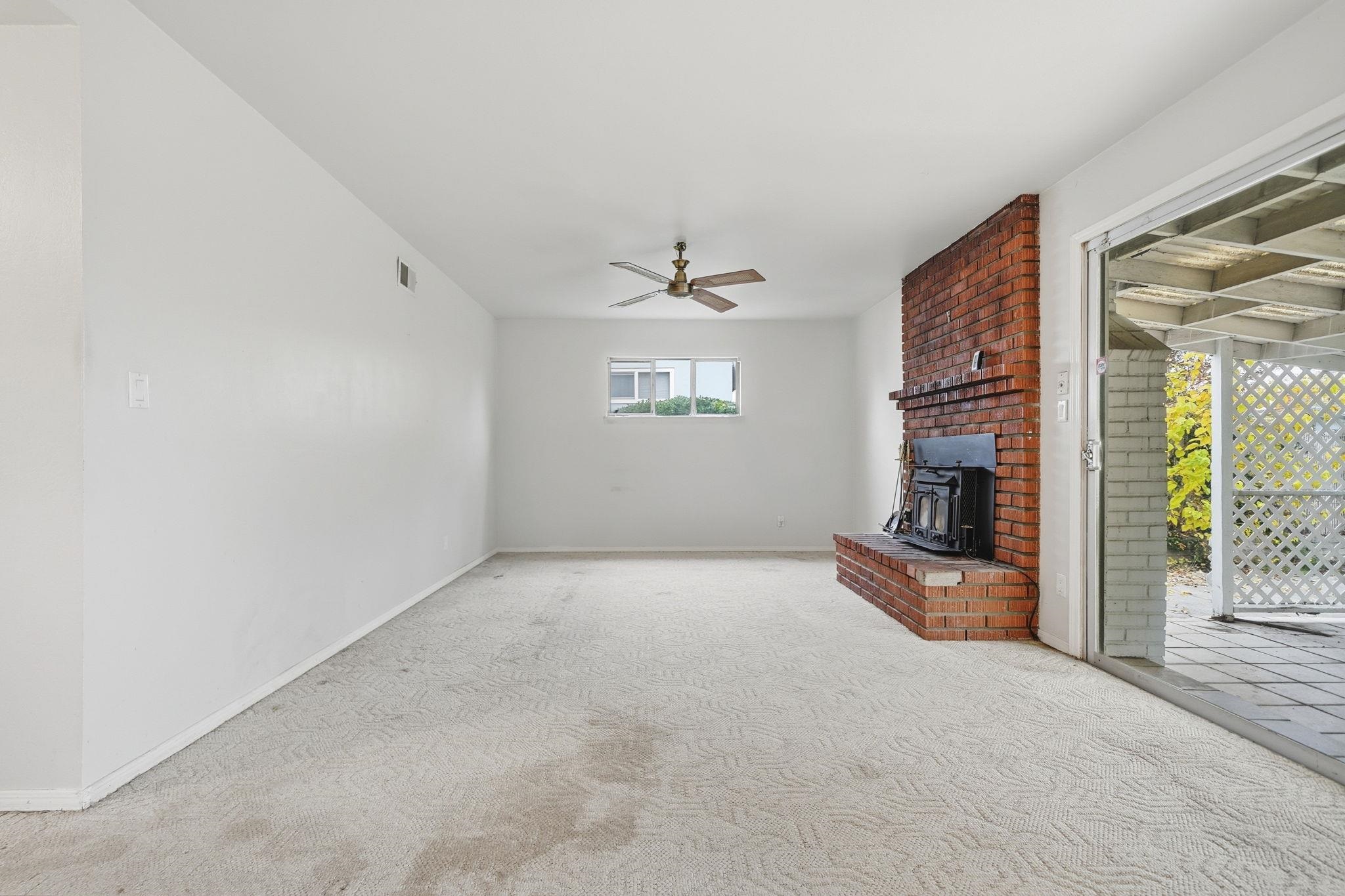 228 Encinal Drive Red Bluff, CA 96080 - Photo 7 of 34