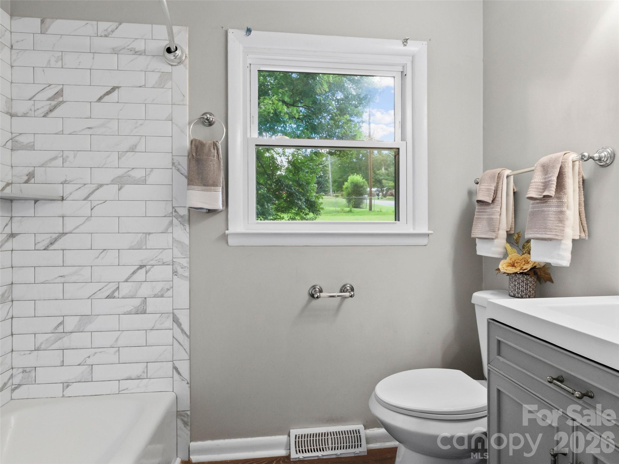 230 School Road East Asheville, NC 28803 - Photo 18 of 42