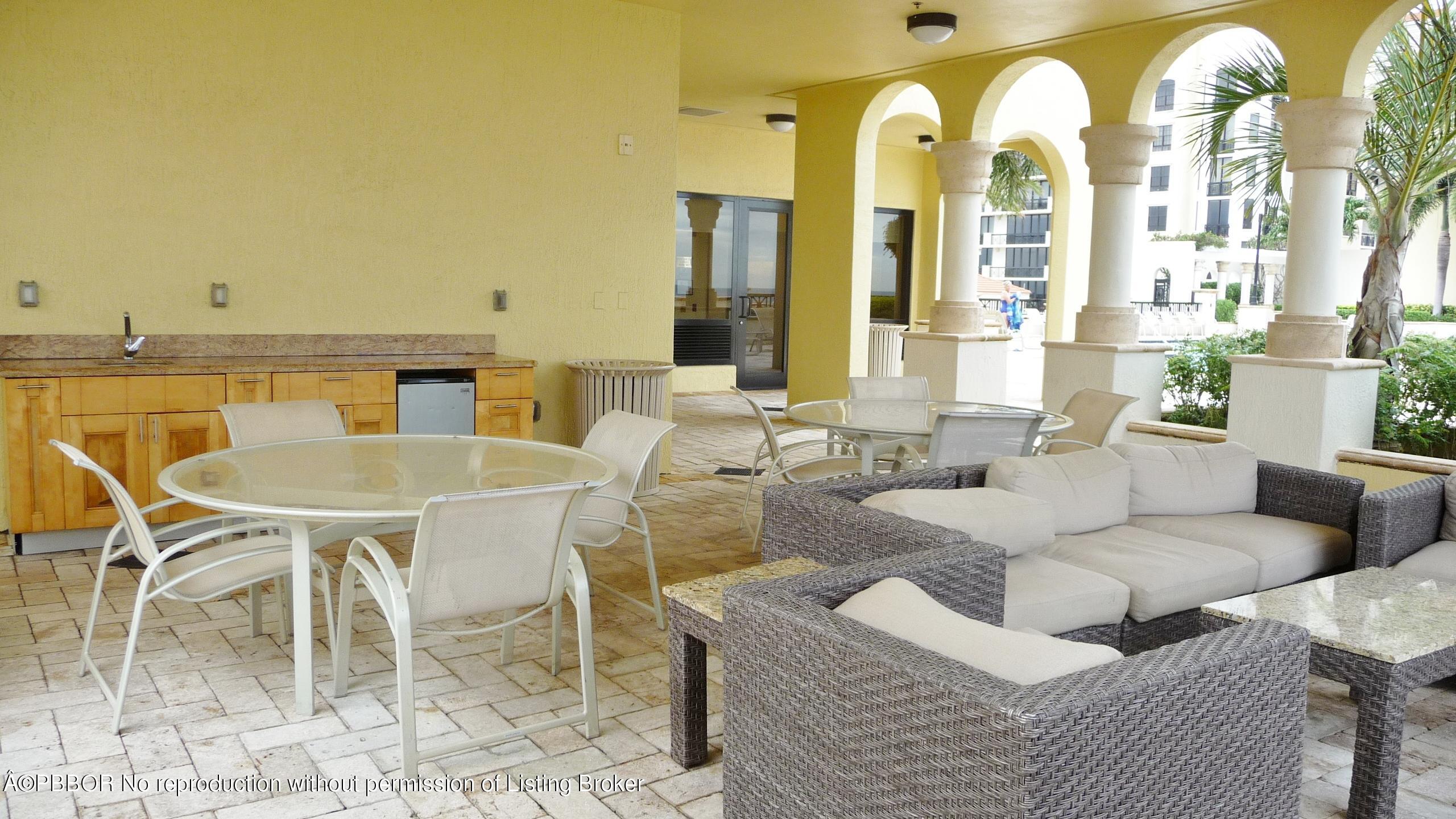 801 South Olive Avenue, Unit 903 West Palm Beach, FL 33401 - Photo 45 of 55 One City Plaza 093