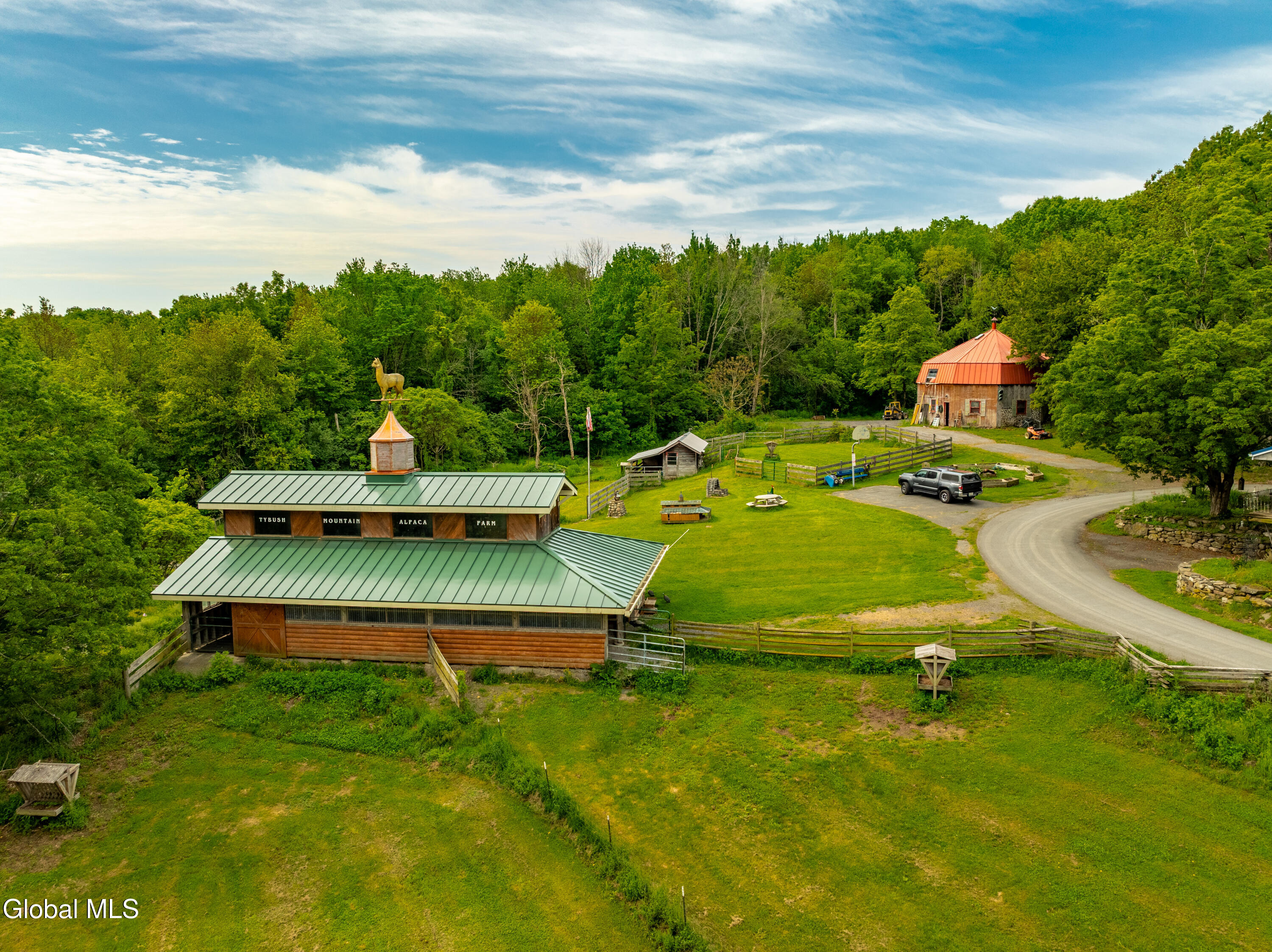 62 Tybush Lane Brunswick, NY 12180 - Photo 33 of 75 barn