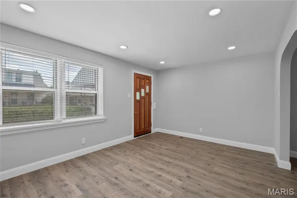 $349,900 | 5203 Schollmeyer Avenue, St. Louis, MO 63109